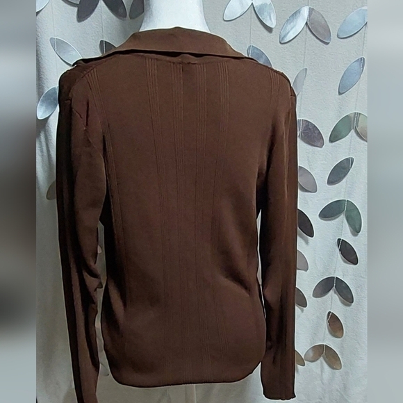 Sonoma Cropped Long sleeve Top Color: Brown Size: L - Picture 2 of 2